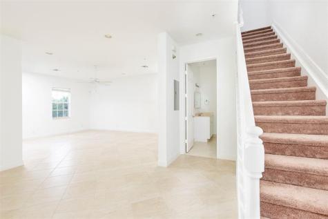 6809 N Laleside Circle N Davie FL 33314