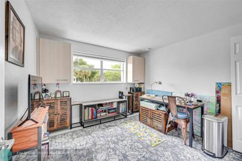 2715 NE 49th Street Fort Lauderdale FL 33308