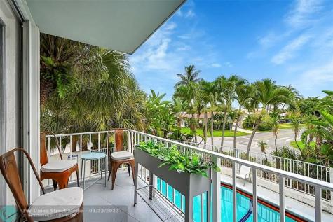 2715 NE 49th Street Fort Lauderdale FL 33308