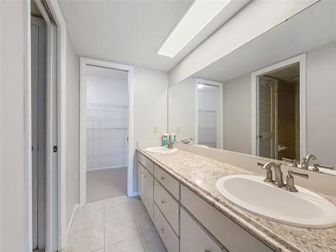 11603 W Bayshore Drive Crystal River FL 34429