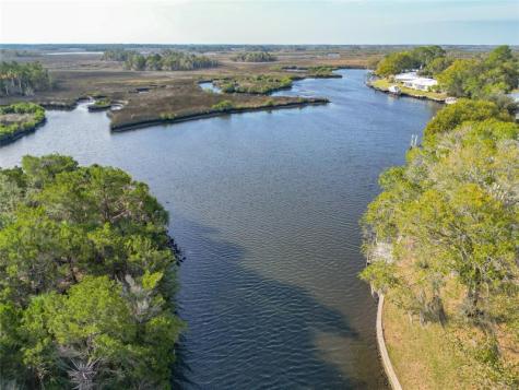 11603 W Bayshore Drive Crystal River FL 34429