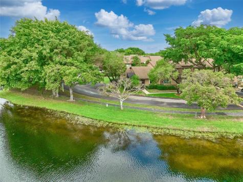 3870 NW 21st Court Coconut Creek FL 33066