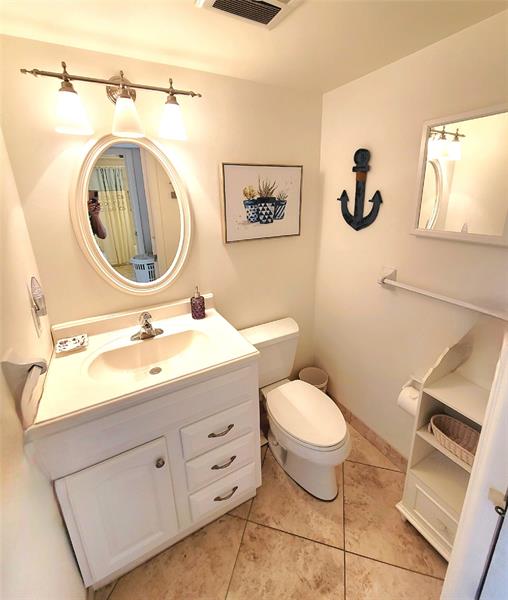 3200 NE 7th Court Pompano Beach FL 33062