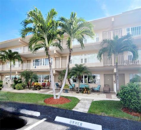 3200 NE 7th Court Pompano Beach FL 33062