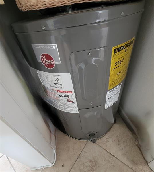 3200 NE 7th Court Pompano Beach FL 33062