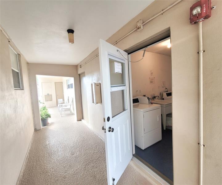 3200 NE 7th Court Pompano Beach FL 33062