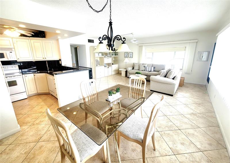 3200 NE 7th Court Pompano Beach FL 33062