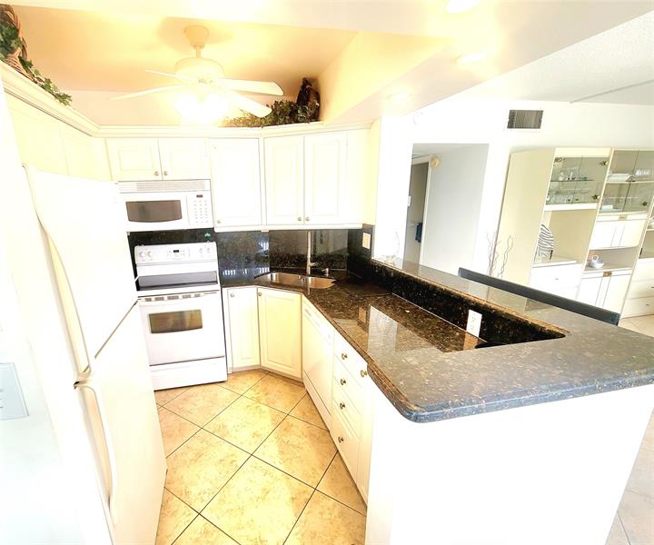 3200 NE 7th Court Pompano Beach FL 33062