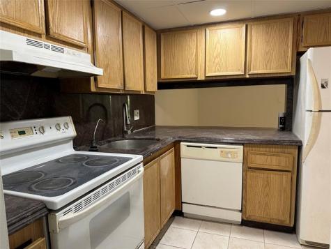 745 SE 1st Way Deerfield Beach FL 33441