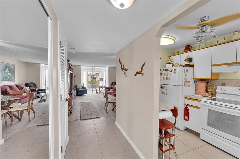 8880 Sunrise Lakes Boulevard Sunrise FL 33322