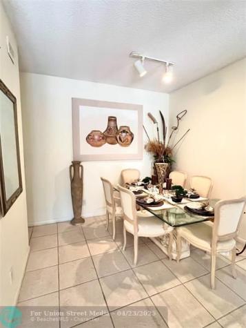 640 Cypress Club Way Deerfield Beach FL 33064