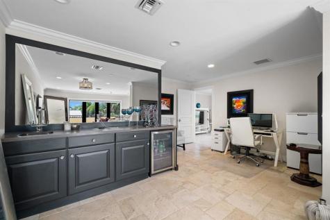 645 NE 17th Way Fort Lauderdale FL 33304