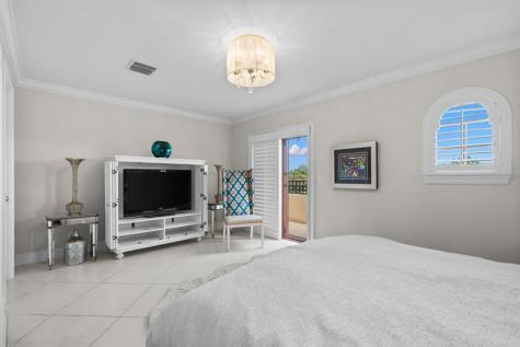 645 NE 17th Way Fort Lauderdale FL 33304