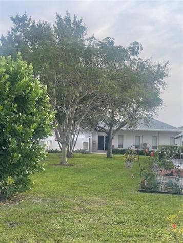 7228 W Oakridge Circle Lake Worth FL 33462