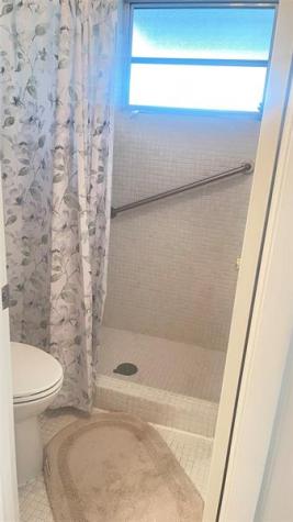 7228 W Oakridge Circle Lake Worth FL 33462