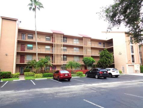 7320 Lake Circle Drive Margate FL 33063