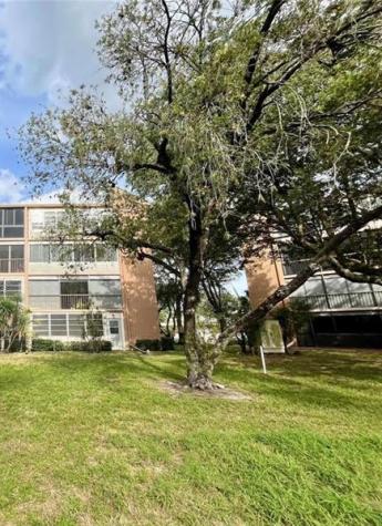 7320 Lake Circle Drive Margate FL 33063