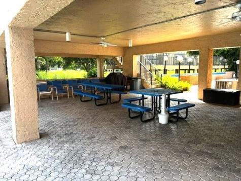 7320 Lake Circle Drive Margate FL 33063