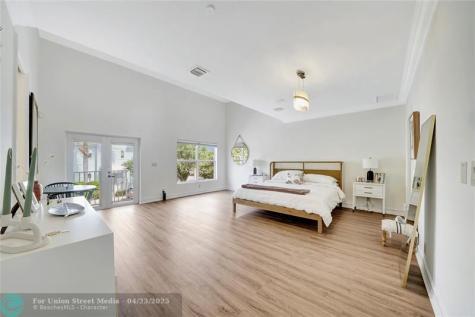 903 NE 17th Way Fort Lauderdale FL 33304