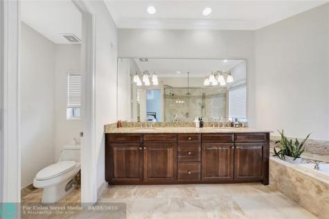 903 NE 17th Way Fort Lauderdale FL 33304