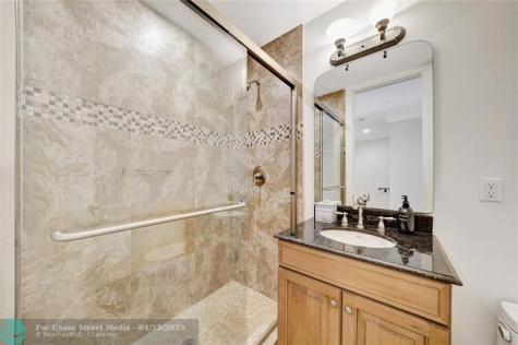 903 NE 17th Way Fort Lauderdale FL 33304