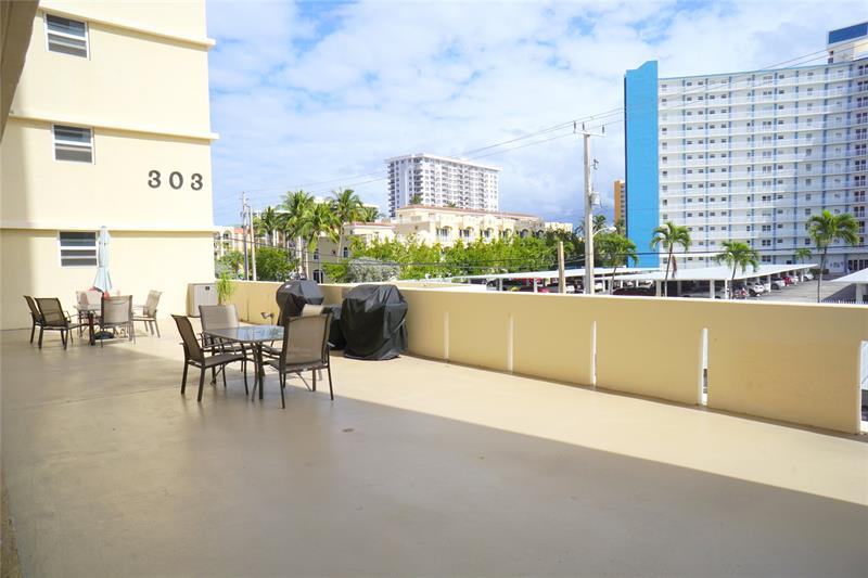 303 N Riverside Drive Pompano Beach FL 33062