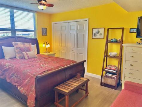 3180 NE 48th Court Lighthouse Point FL 33064