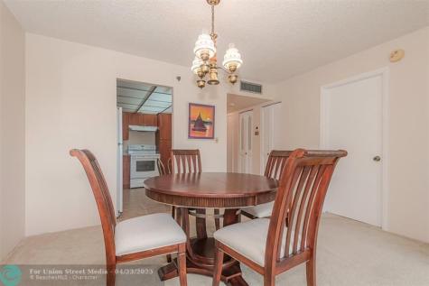 1000 Saint Charles Place Pembroke Pines FL 33026
