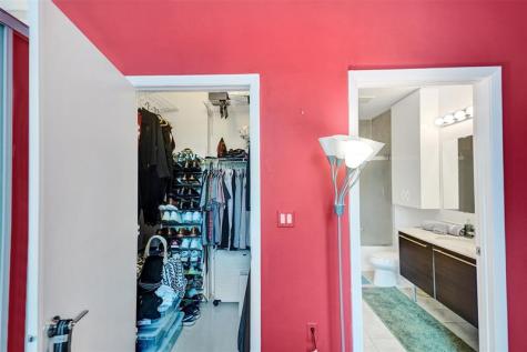 1900 N Bayshore Drive Miami FL 33132