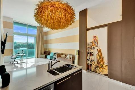 1900 N Bayshore Drive Miami FL 33132