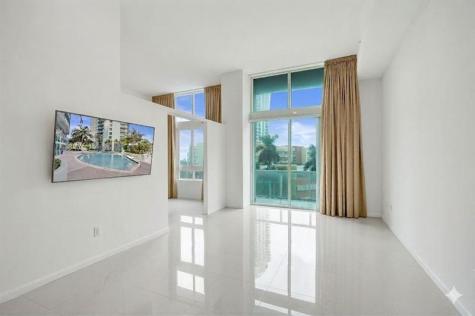1900 N Bayshore Drive Miami FL 33132
