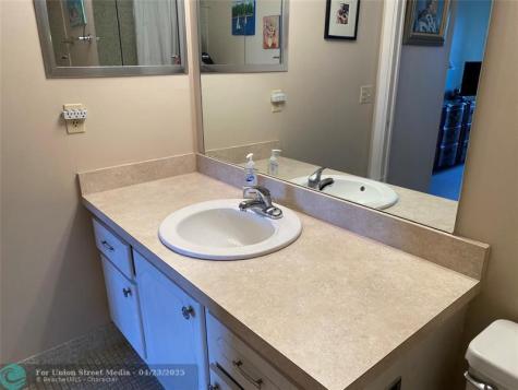 19 Ashby A Deerfield Beach FL 33442