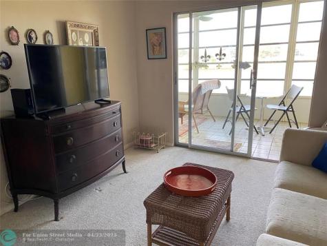 19 Ashby A Deerfield Beach FL 33442