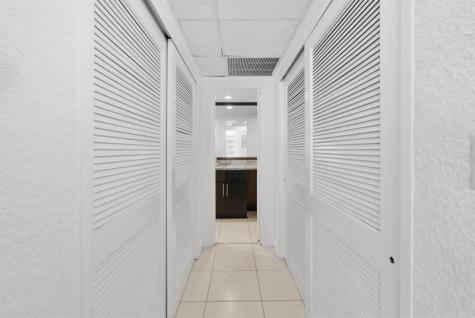 4001 S Ocean Drive Hollywood FL 33019