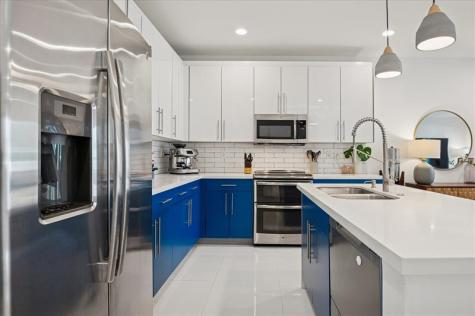 2610 NE 213th Street Miami FL 33180