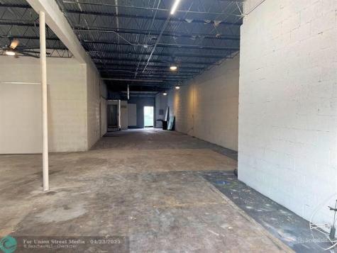 519 NE 34th Street Oakland Park FL 33334