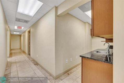 1400 E Oakland Park Boulevard Oakland Park FL 33334