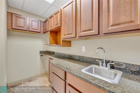 1400 E Oakland Park Boulevard Oakland Park FL 33334