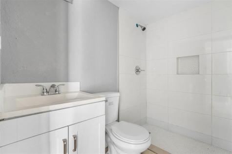 620 SW 7th Street 1-7 Pompano Beach FL 33060