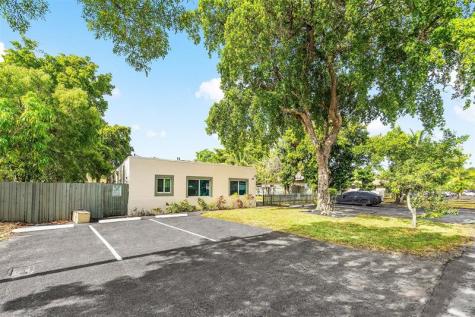 620 SW 7th Street 1-7 Pompano Beach FL 33060