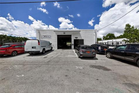 1101 NE 8th Avenue Fort Lauderdale FL 33304