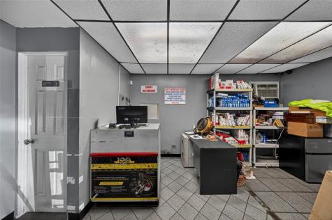 1101 NE 8th Avenue Fort Lauderdale FL 33304