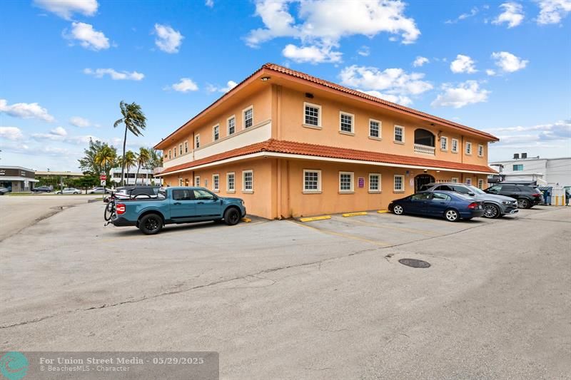 2800 E Commercial Boulevard Fort Lauderdale FL 33308