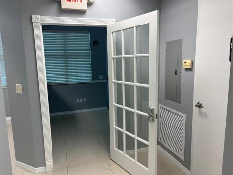 111 N Pine Island Road Plantation FL 33324