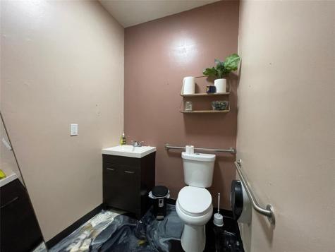 2900 State Road 7 Lauderdale Lakes FL 33311