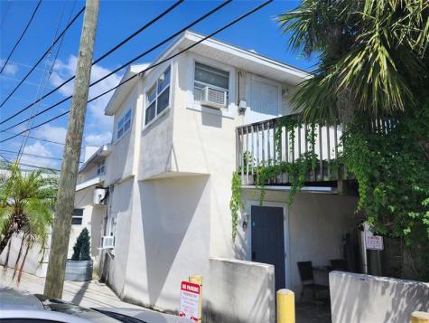 531 Athens Street Tarpon Springs FL 34689