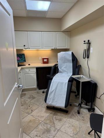300 NW Bethany Drive Saint Lucie West FL 34986