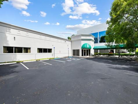 500 NE 3rd Avenue Fort Lauderdale FL 33301