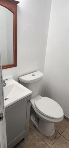 2324 NW 30th Court Oakland Park FL 33311