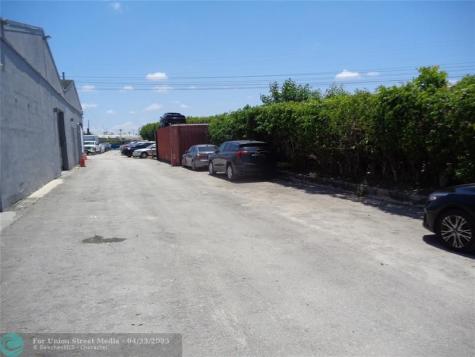 3300 Burris Road Davie FL 33314